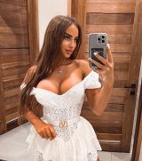 Миниатюра Индивидуалка Карина Фотография 